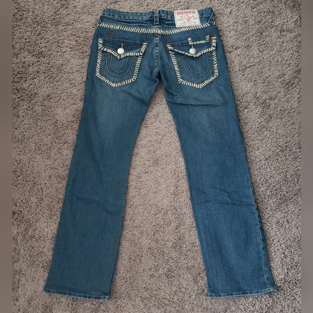 Women's Blue Denim Jeans with Embroidered Back Pockets